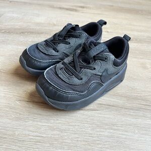 Nike Air Max Motif Toddler shoes Sneakers SZ 9c